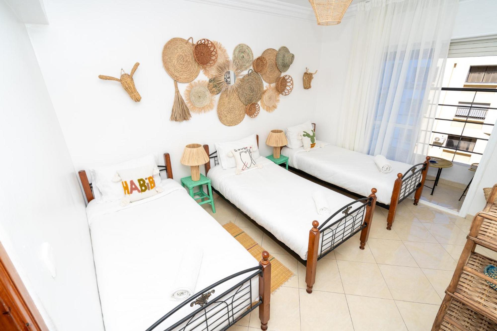 Appartement 2 Chambres Pres De La Corniche Tanger Ngoại thất bức ảnh