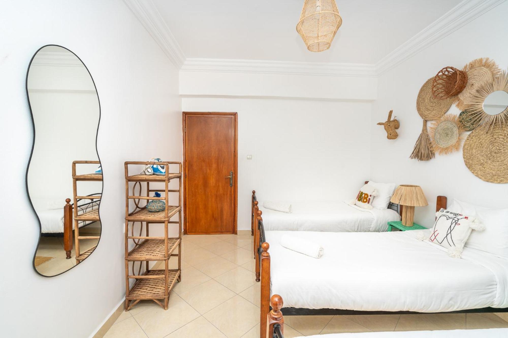 Appartement 2 Chambres Pres De La Corniche Tanger Ngoại thất bức ảnh