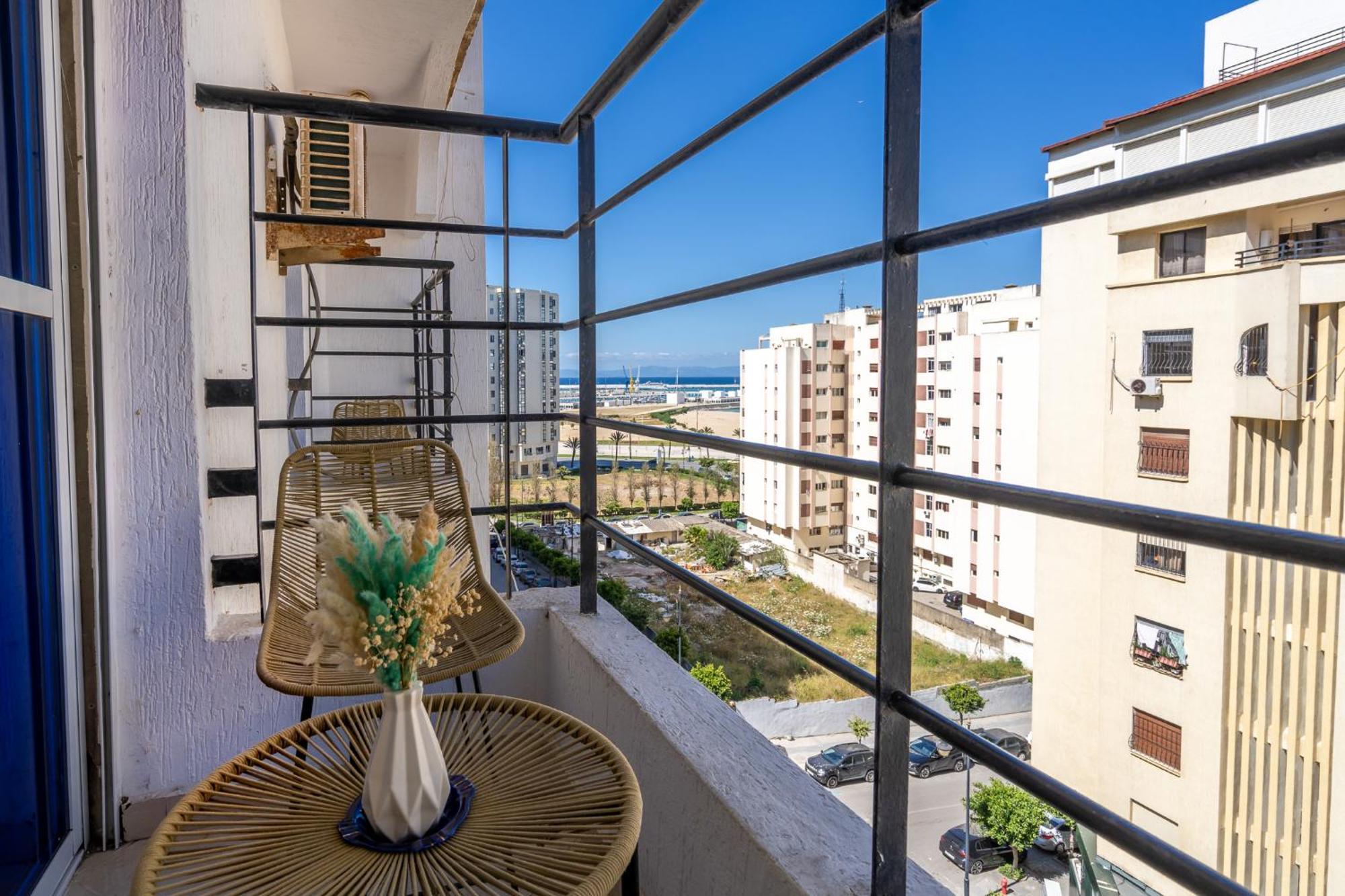 Appartement 2 Chambres Pres De La Corniche Tanger Ngoại thất bức ảnh